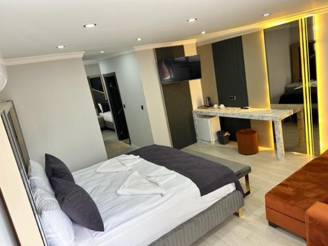 Well House Hotel Истанбул Екстериор снимка